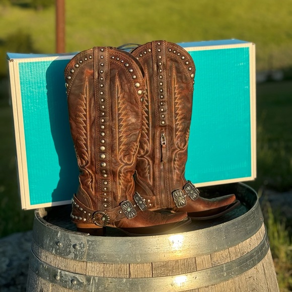 Lane Cowgirl Boots - Picture 3 of 14